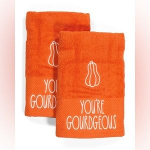 🍁FLASH SALE‼️ NWT RAE DUNN 🎃🦃 YOU’RE GORDGEOUS Set of 2 Hand Towels